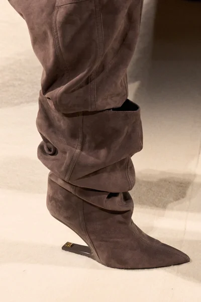 Look 94